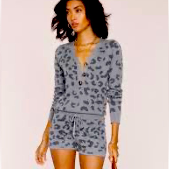 Heartloom Cozy Shorts - Picture 1 of 4